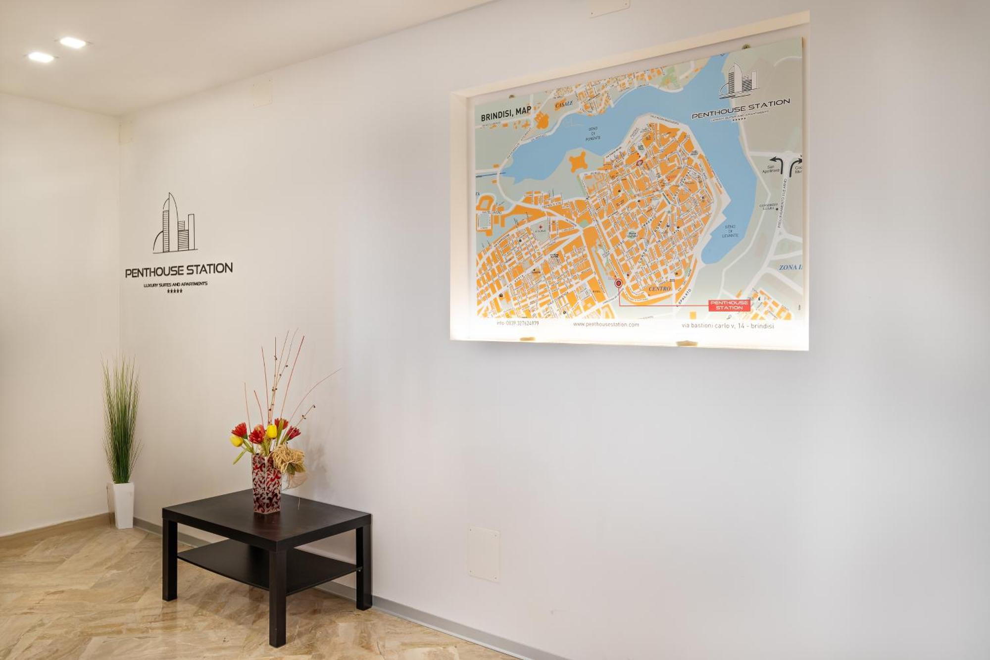 Penthouse Station Luxury Apts Le Dimore برينديسي المظهر الخارجي الصورة