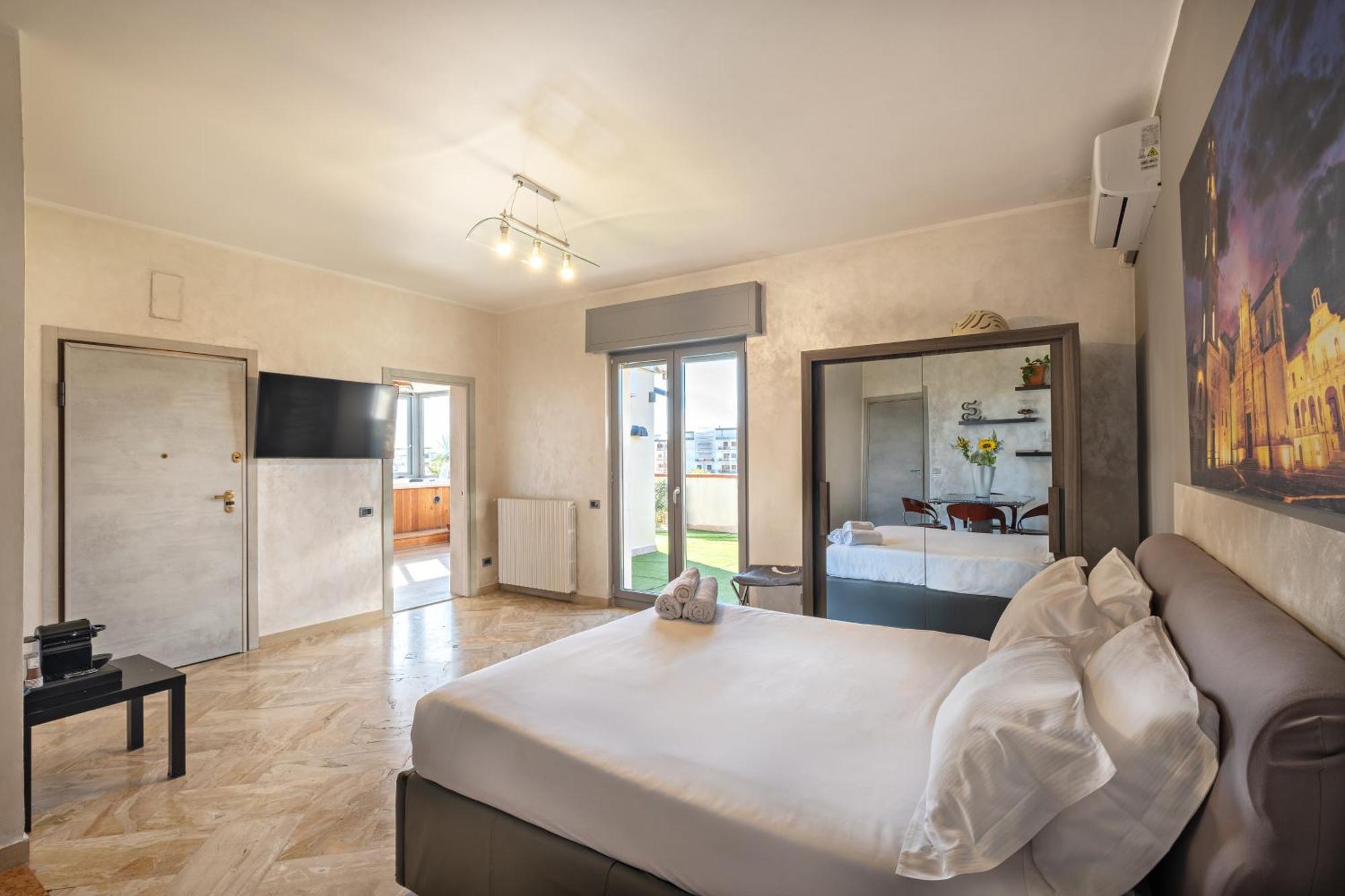 Penthouse Station Luxury Apts Le Dimore برينديسي المظهر الخارجي الصورة